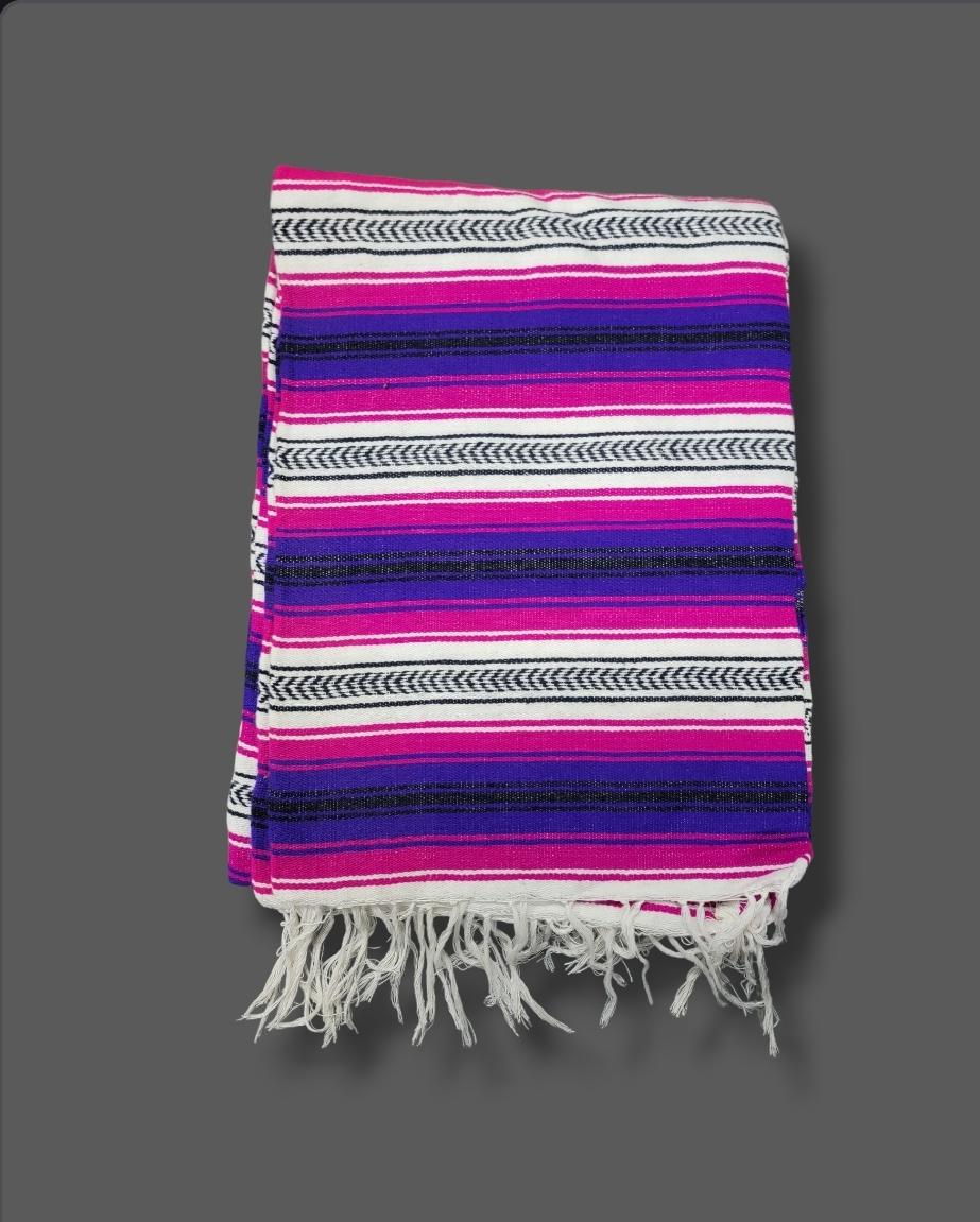 Artes Luna Blankets - La raspberry